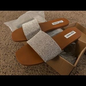 Steve Madden sandal size 9